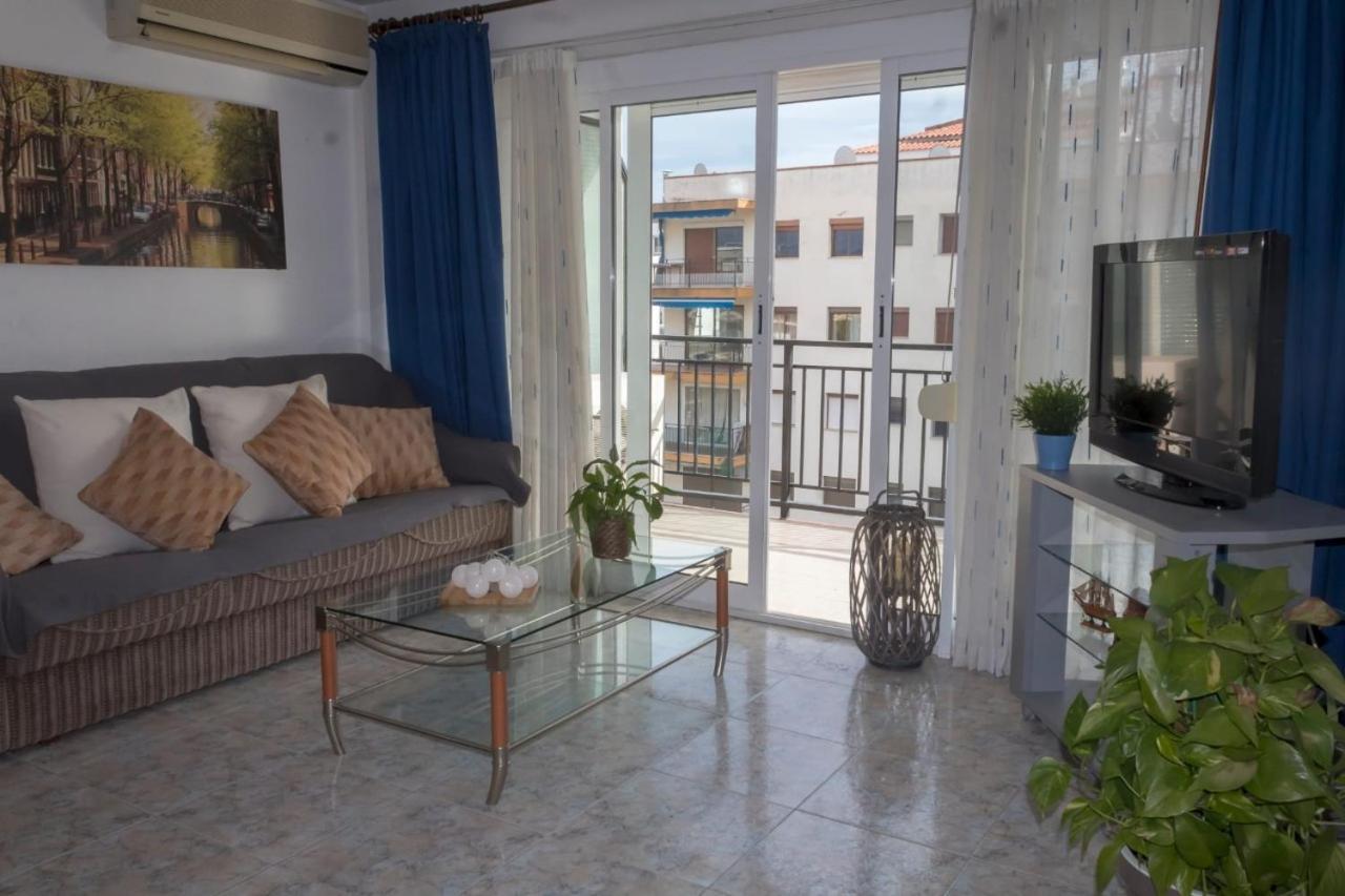 Anunci Tancat Capellans Apartment Salou Ngoại thất bức ảnh